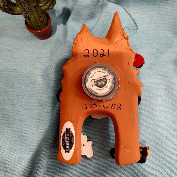 Lite Up Castle Wall Hanging or Christmas Ornament - Picture 7 of 8